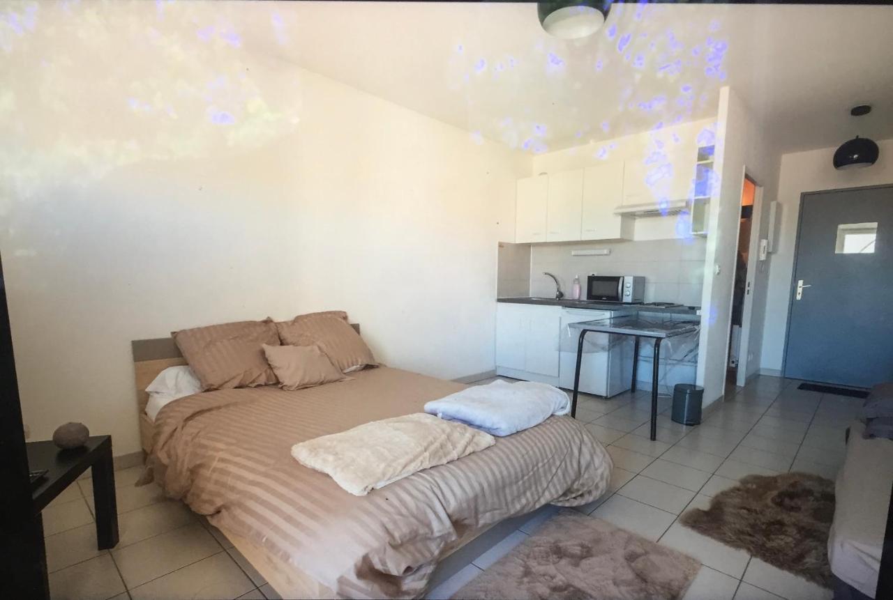 : Magnifique Studio Ensoleillée Apartamento